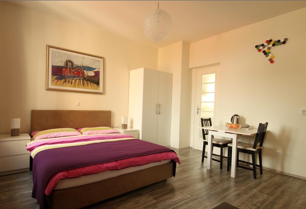 Studio Dolac Centar Zagreb Luaran gambar